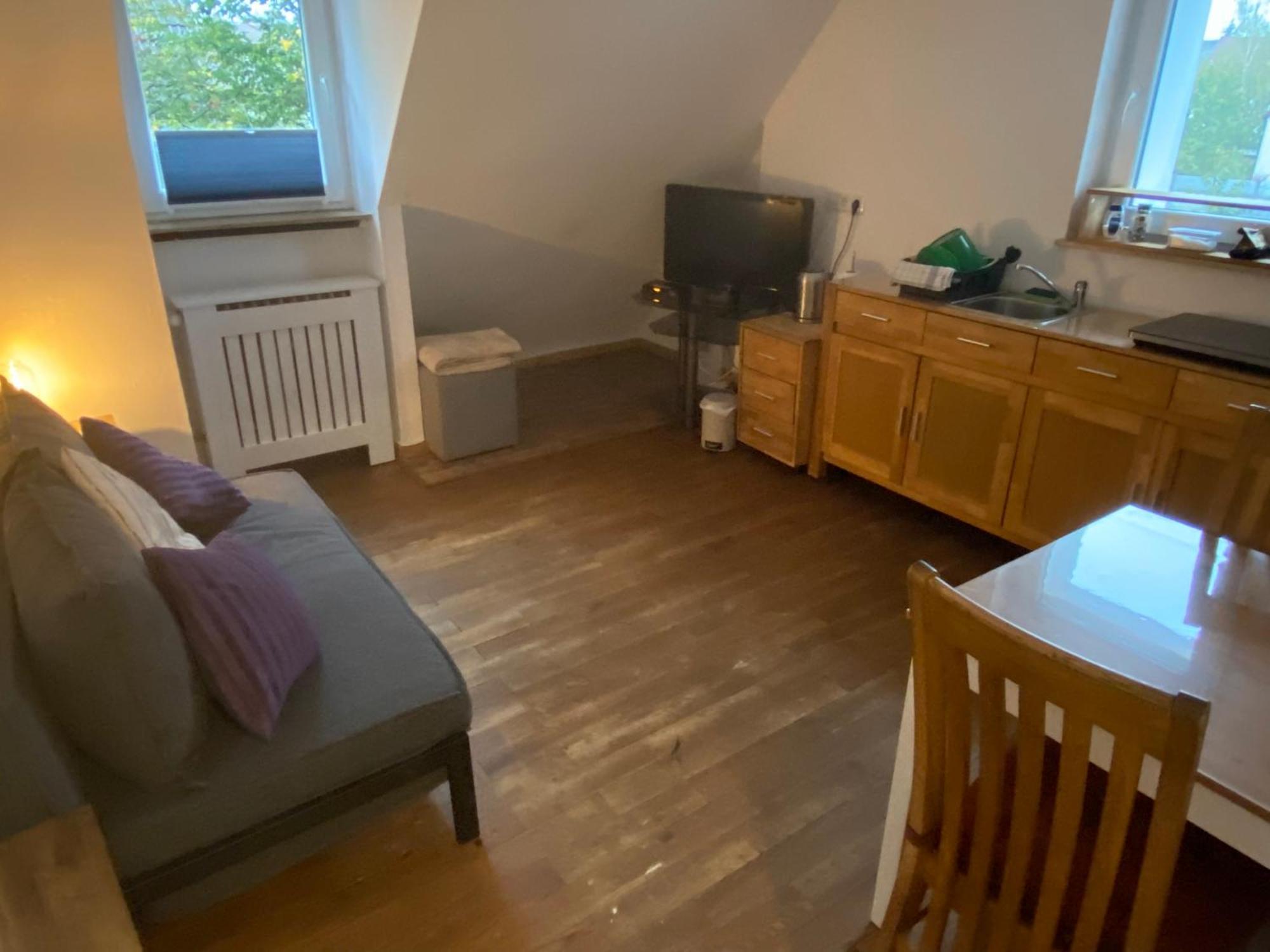 Westpark Appartment - 15Min Zum Zentrum Nuremberg Bagian luar foto